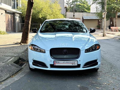Jaguar XF 2014 2.0 AT - 90000 km