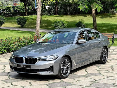 Xe BMW 5 Series 520i 2023