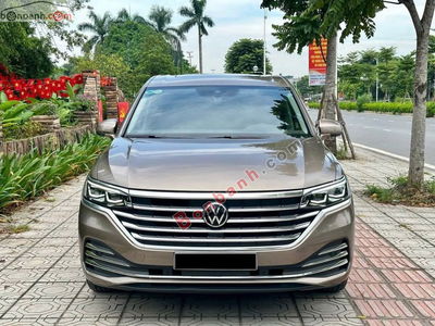 Xe Volkswagen Viloran Luxury 2024