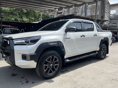 Toyota Hilux Adventure 2021 Trắng
