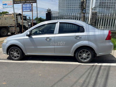 Chevrolet Aveo Số sàn Bạc