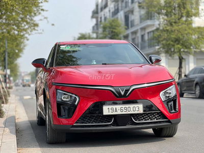 VinFast VF7s 2024 đky 2025 1 Chủ Màu Đỏ