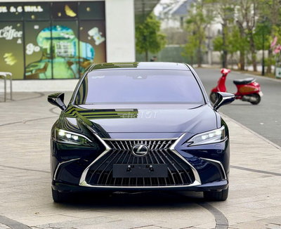 Lexus ES250 2025 lướt nhất thị trường 10000 km