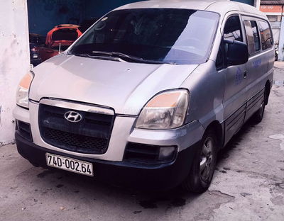 Hyundai Starex Van 6 chổ 800kg đổi xe máy