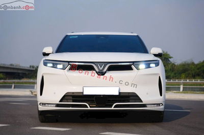 Xe VinFast VF9 Plus 7S 2025