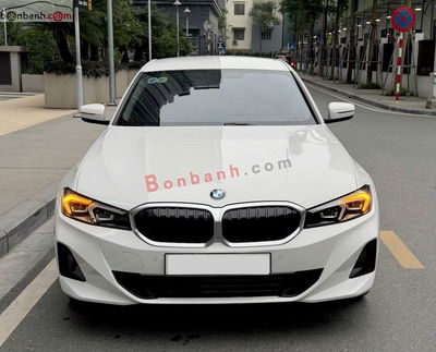 Xe BMW 3 Series 320i Sport Line 2024