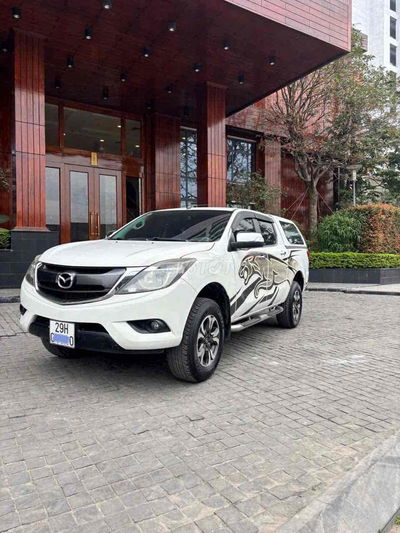 Mazda BT50 2016 Trắng 12 vạn km