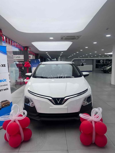 Xe điện VinFast VF5 Trắng