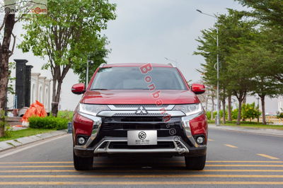 Xe Mitsubishi Outlander 2.0 CVT 2021