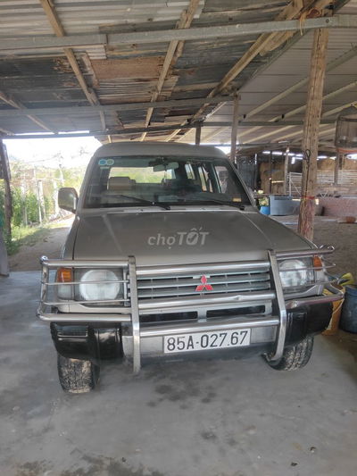 Mitsubishi Pajero 1995 Bạc