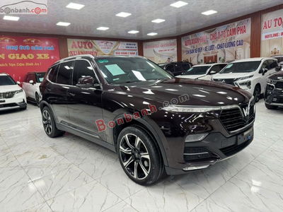 Xe VinFast Lux SA 2.0 Premium 2.0 AT 2019