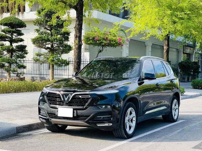 Toyota Hà ĐôngVinFast Lux SA2.0 2019 Đen 5vkm