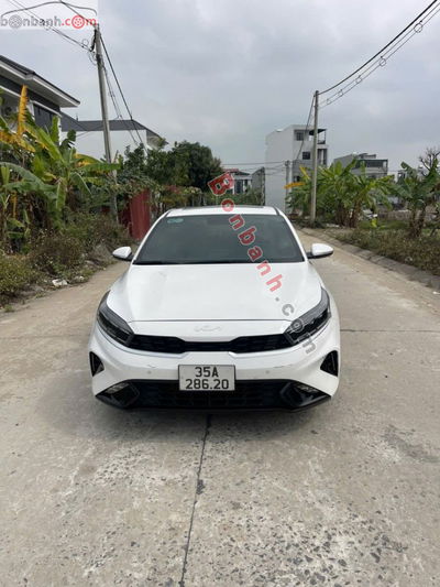 Xe Kia K3 Premium 1.6 AT 2022