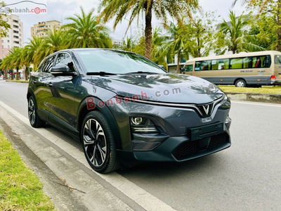 Xe VinFast VF6 Plus 2024