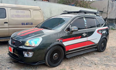 Kia Carens 2011 2.0 số sàn