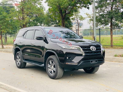 Xe Toyota Fortuner 2.4G 4x2 AT 2020