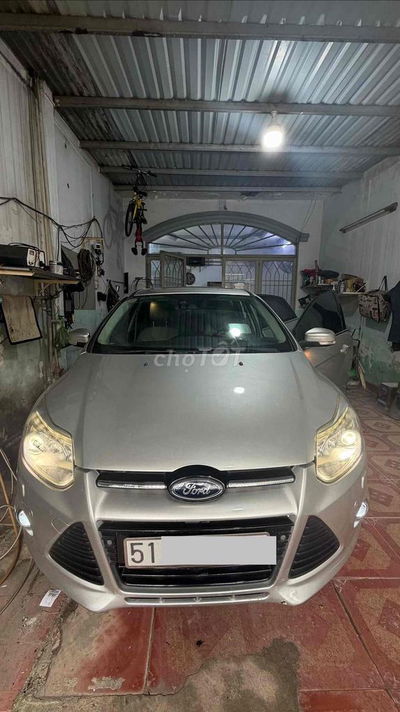 Ford Focus 2015 TITANIUM Bạc
