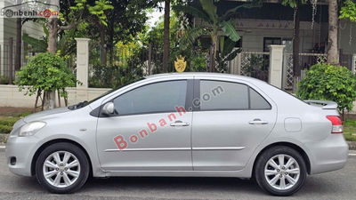 Xe Toyota Yaris 1.3 AT 2010