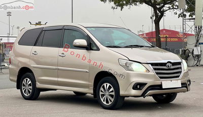 Xe Toyota Innova 2.0G 2015