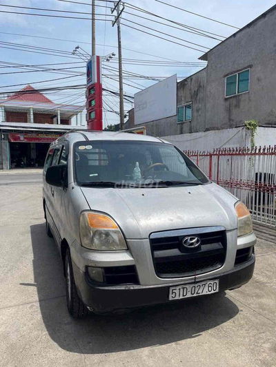 cần bán Hyundai Starex đời 2004 6n tải 800 ký