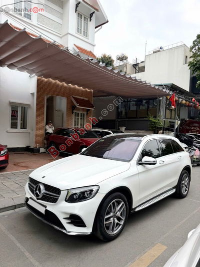 Xe Mercedes Benz GLC 300 4Matic 2017
