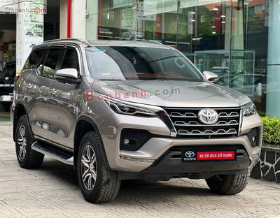 Xe Toyota Fortuner 2.4L 4x2 AT 2024