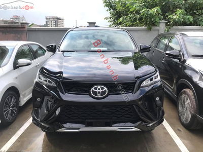 Xe Toyota Fortuner Legender 2.4L 4x2 AT 2026