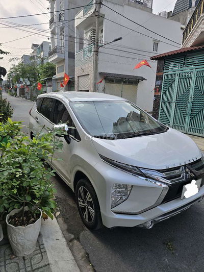Mitsubishi Xpander 7 chỗ Trắng