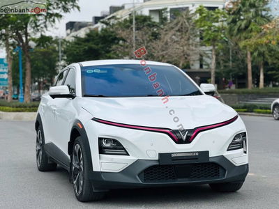 Xe VinFast VF6 Plus 2024