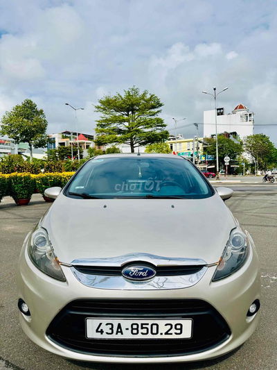 Ford Fiesta 2012 số tự động