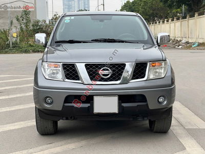 Xe Nissan Navara LE 2.5MT 4WD 2013