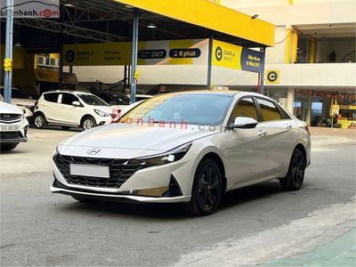 Xe Hyundai Elantra 1.6 AT Đặc biệt 2024