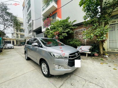 Xe Toyota Innova 2.0E 2016