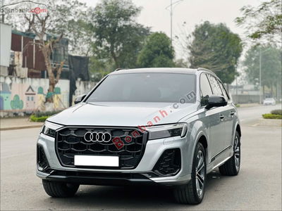 Xe Audi Q7 45 TFSI Quattro S Line 2024
