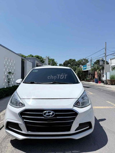 Hyundai i10 2020 Base Trắng