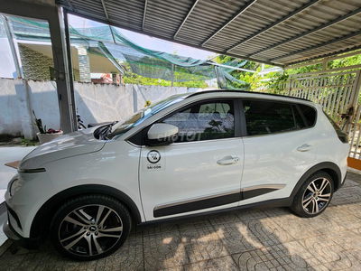 Xe điện VinFast VF e34 2022 Trắng