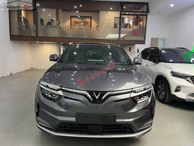 Xe VinFast VF8 Plus AWD 2023