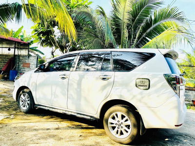 Toyota Innova 2017 Trắng