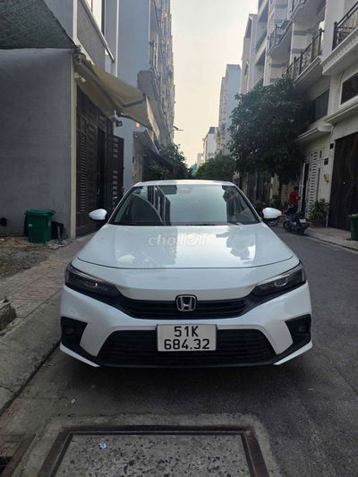 Honda Civic 2023 19.000km Trắng