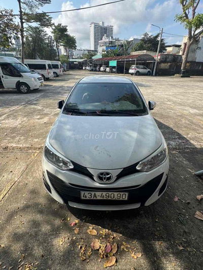 Cần bán xe Vios 2019 số sàn