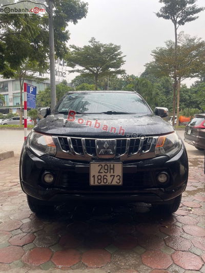 Xe Mitsubishi Triton 4x2 AT Mivec 2018