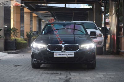 Xe BMW 3 Series 320i Sport Line 2023