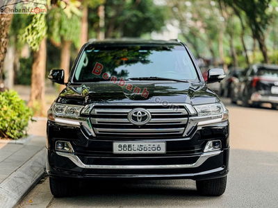 Xe Toyota Land Cruiser VX 4.6 V8 2019