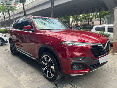 Xe VinFast Lux SA 2.0 Premium 2.0 AT 2021