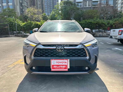 Toyota Corolla Cross V Bạc 5000 km