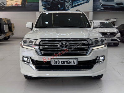 Xe Toyota Land Cruiser VX 4.6 V8 2016