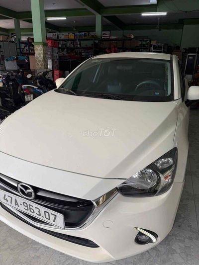 Mazda 2 đời 2017 Trắng ngọc trai lướt 33.270km