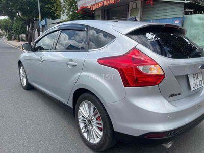 Ford Focus 2013 Sport 2.0 AT -( xe gia đình đi kỷ)