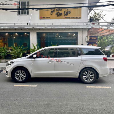 Xe Kia Sedona 2.2L DATH 2016