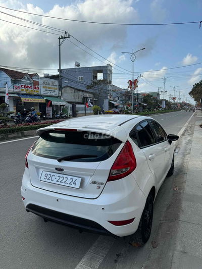 Ford Fiesta 2011 1.6 AT Sedan - 150000 km
